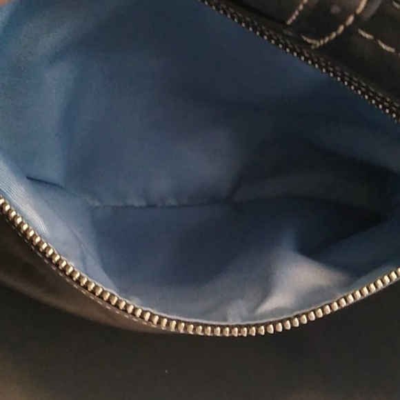 Coach - Picture 3 of 12